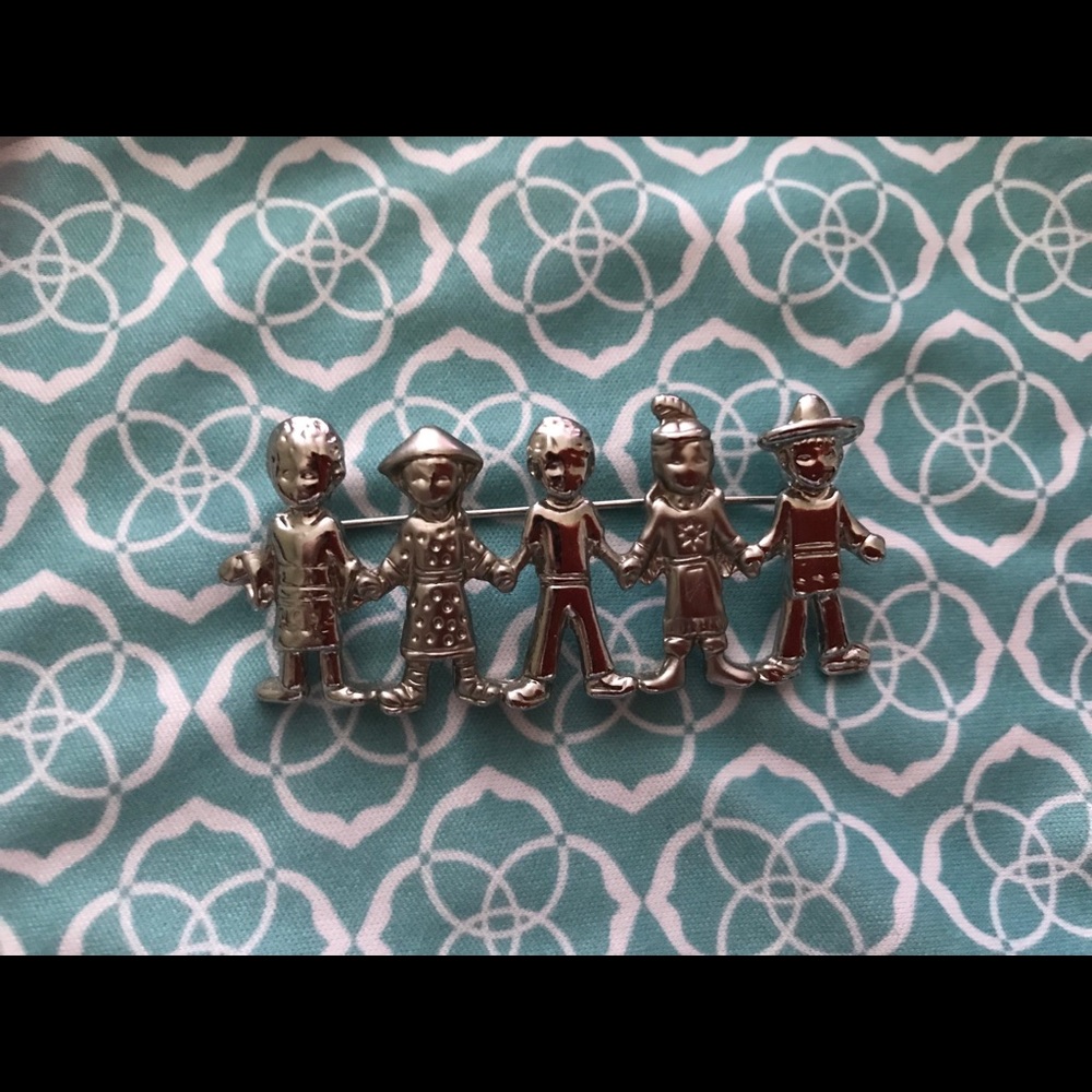 Premier Design vintage brooch pin